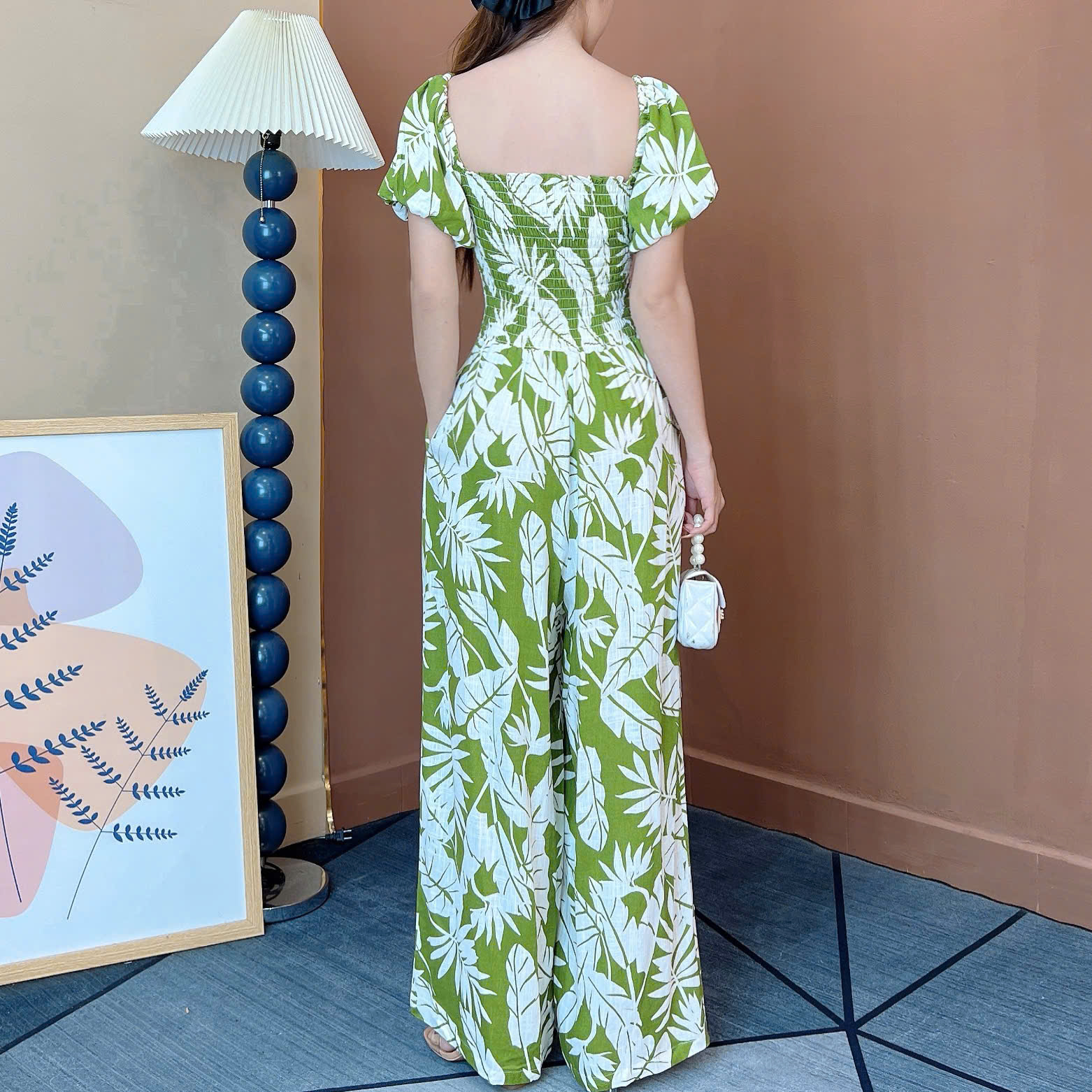 Jumpsuit Nữ Họa Tiết Lá Cổ Vuông Tay Bồng Bo Chun Chất Linen Sợi Tự Nhiên Đi Du Lịch MIMIX - ET6