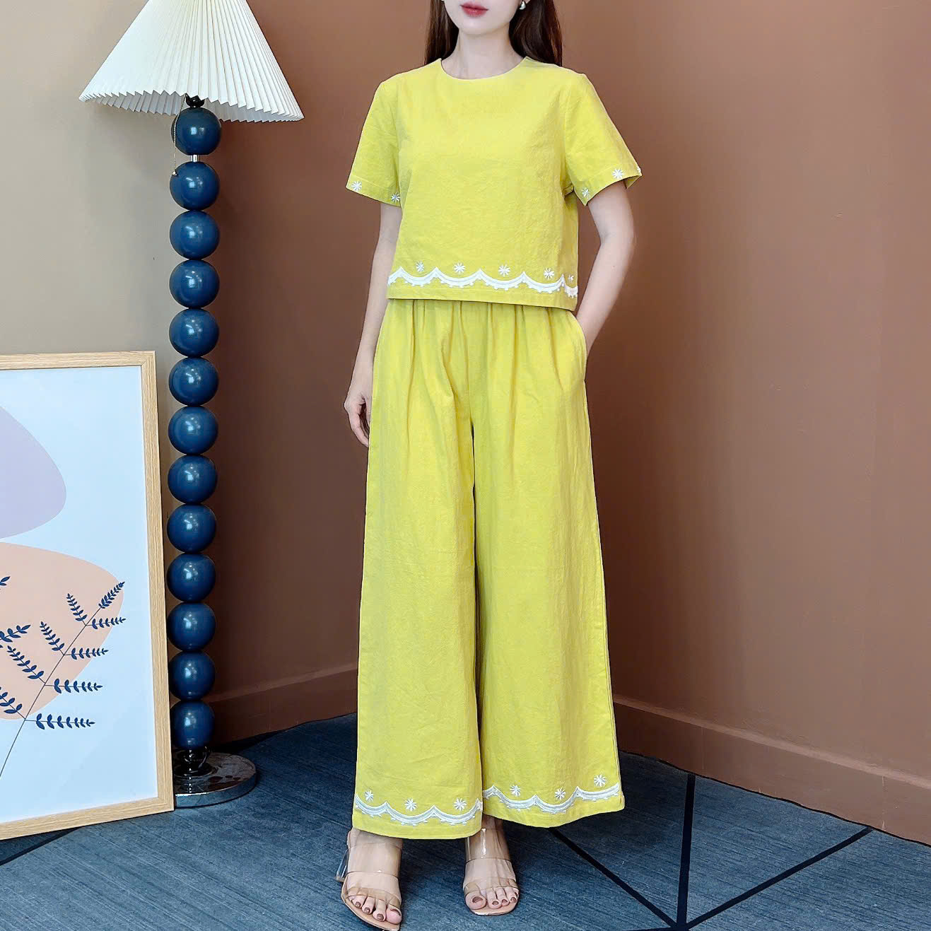 Set Bộ Áo Cổ Tròn Tay Ngắn Mix Quần Dài Thêu Lai Chất Cotton Cara Đi Dạo Phố MIMIX - ET5