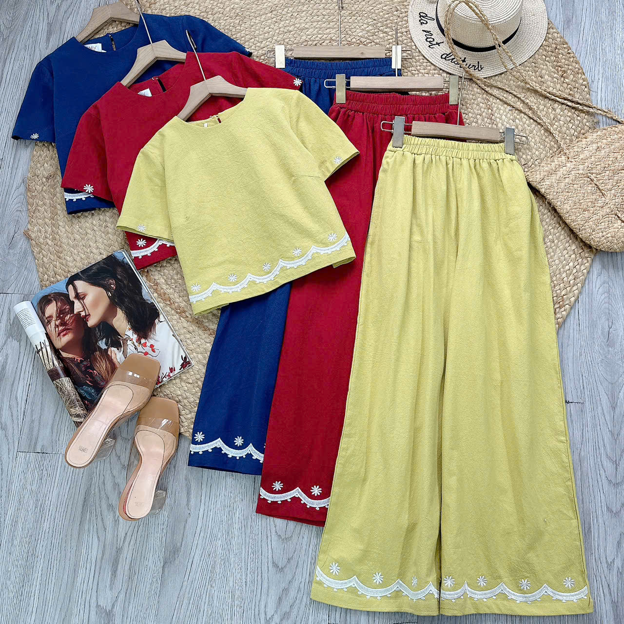 Set Bộ Áo Cổ Tròn Tay Ngắn Mix Quần Dài Thêu Lai Chất Cotton Cara Đi Dạo Phố MIMIX - ET5