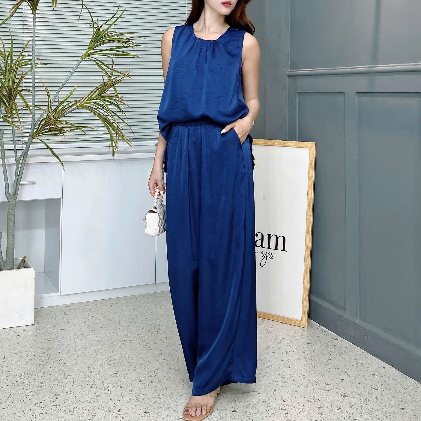 Set Bộ Áo Cổ Tròn Lưng V Mix Quần Dáng Dài Chất Lụa Tằm Gãy Đi Du Lịch MIMIX - ES4