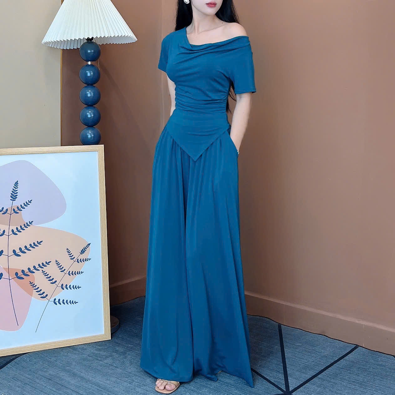 Set Bộ Nữ Áo Thun Tà Nhọn Mix Quần Dáng Dài Chất Thun Dẻo Rayon Đi Dạo Phố MIMIX - EW4