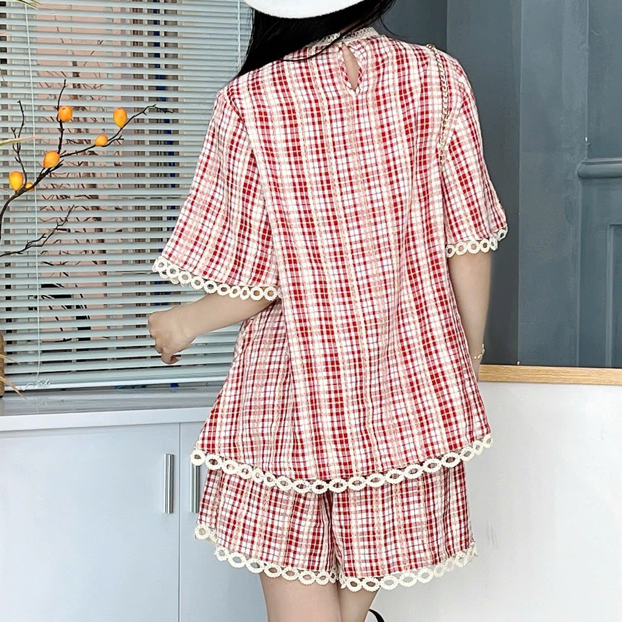 Set Short Caro Áo Viền Ren Tay Ngắn Mix Quần Ngắn Chất Cotton Kẻ Ép Chỉ Đi Dạo Phố MIMIX - FA1