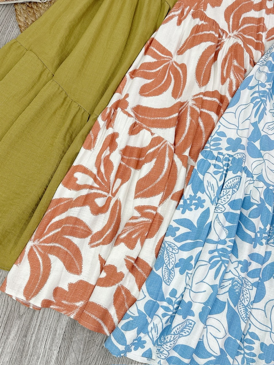 Đầm Maxi Hoa Tay Hến Dáng Dài Phối Chiết Eo Xéo Chất Linen Bambo Sược Đi Tiệc Đi Dạo MIMIX - FG0