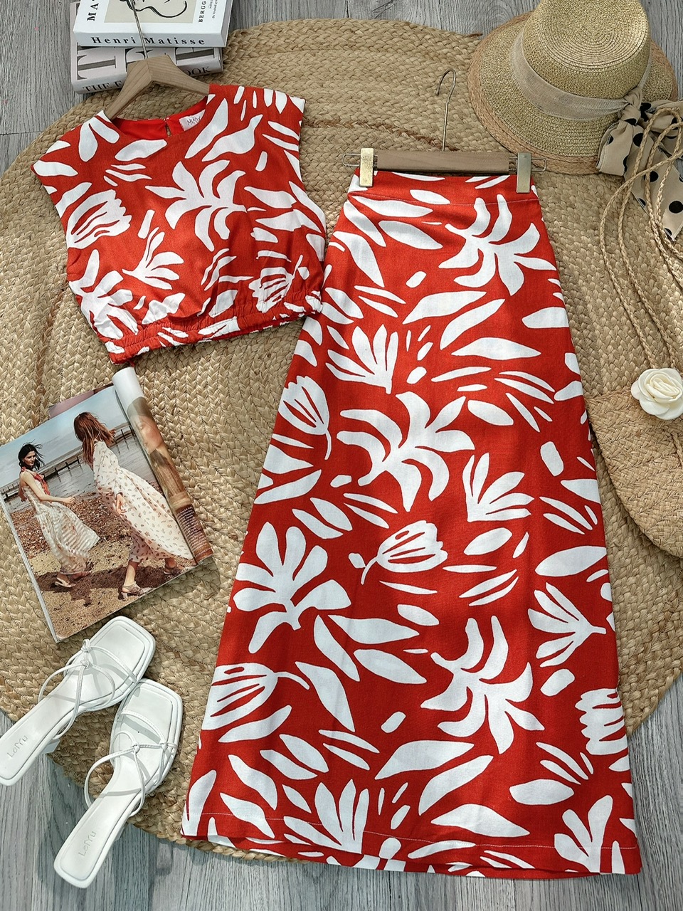 Set Váy Nữ Áo Độn Vai Cổ Tròn Mix Chân Váy Dáng Dài Xòe Chất Linen Ướt, Linen Bột Mịn Đi Tiệc MIMIX - FJ5