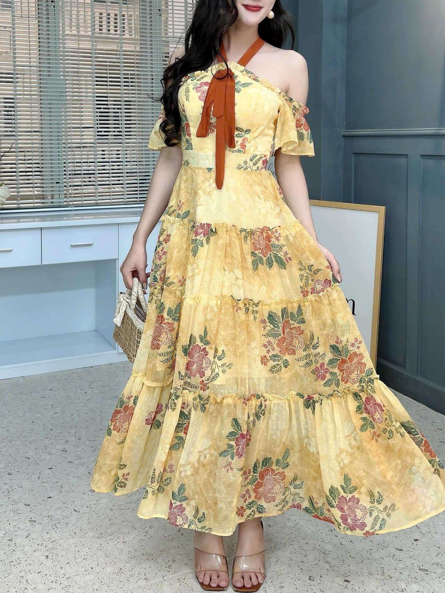 Đầm Maxi Hoa Thiết Kế Tầng Xòe Trễ Vai Cổ Yếm Nữ Đẹp MIMIX FN9