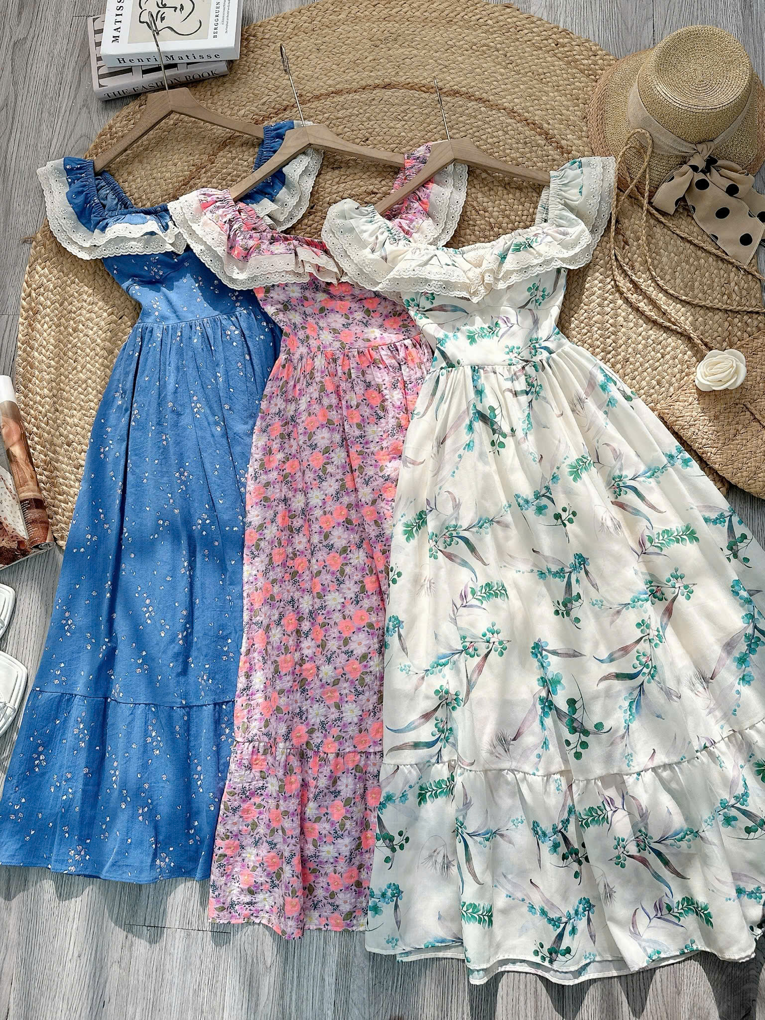 Đầm Bèo Hoa Cổ Viền Ren Cotton Đi Dạo Phố MIMIX FO1