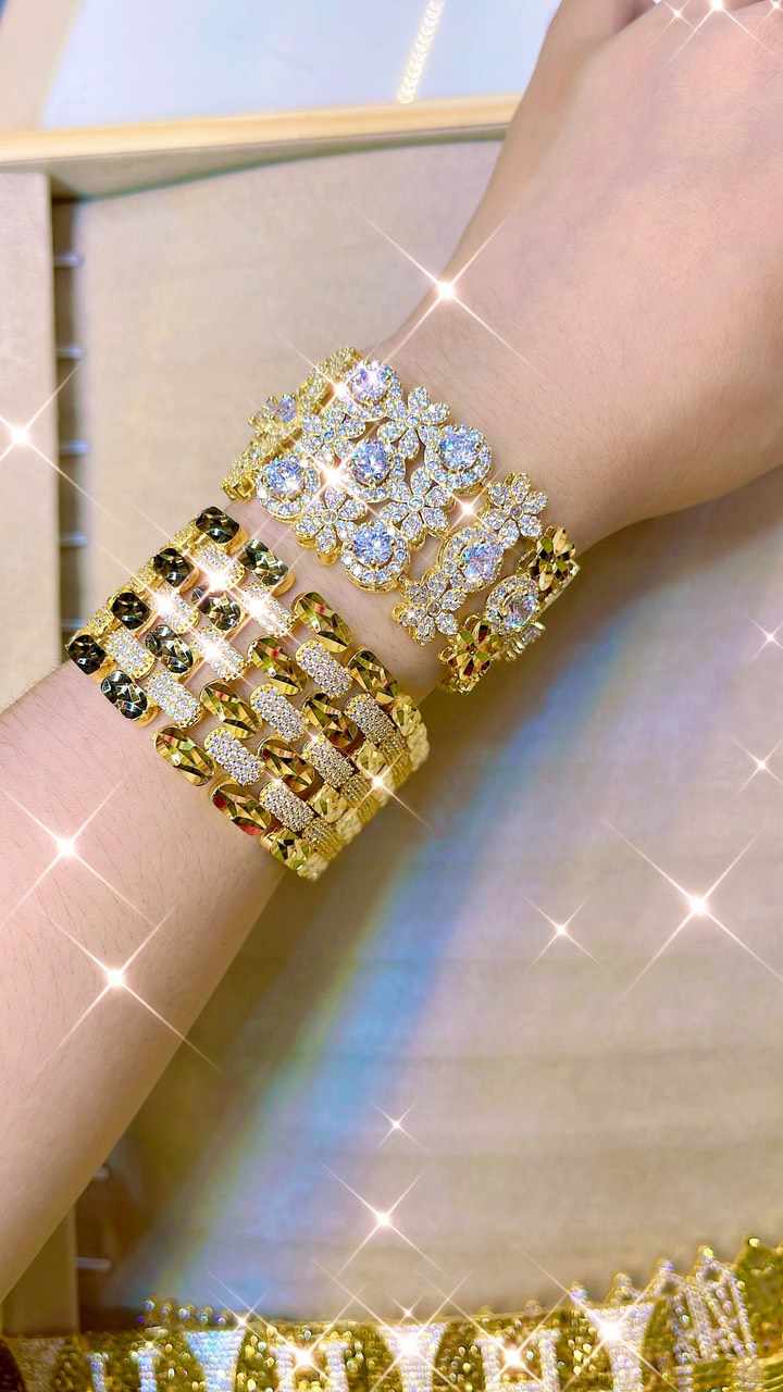 Lắc Tay Xi Đính Đá Cao Cấp