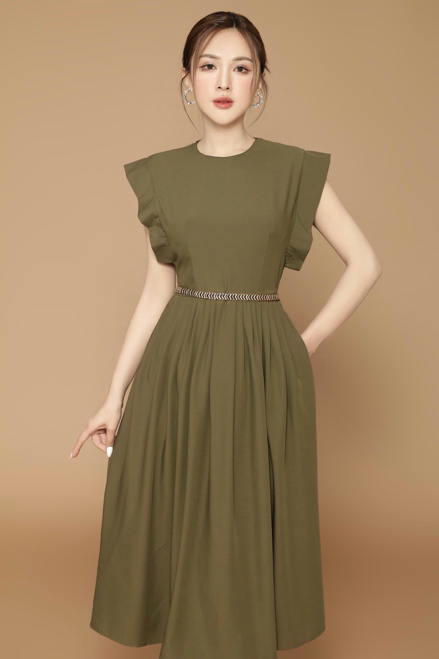 Đầm Qc Cổ Tròn Tay Bèo