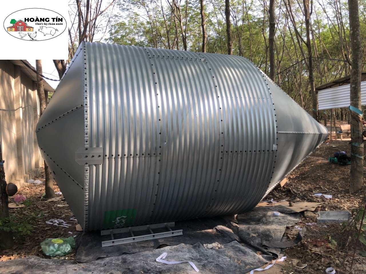 Bồn silo cám thi công