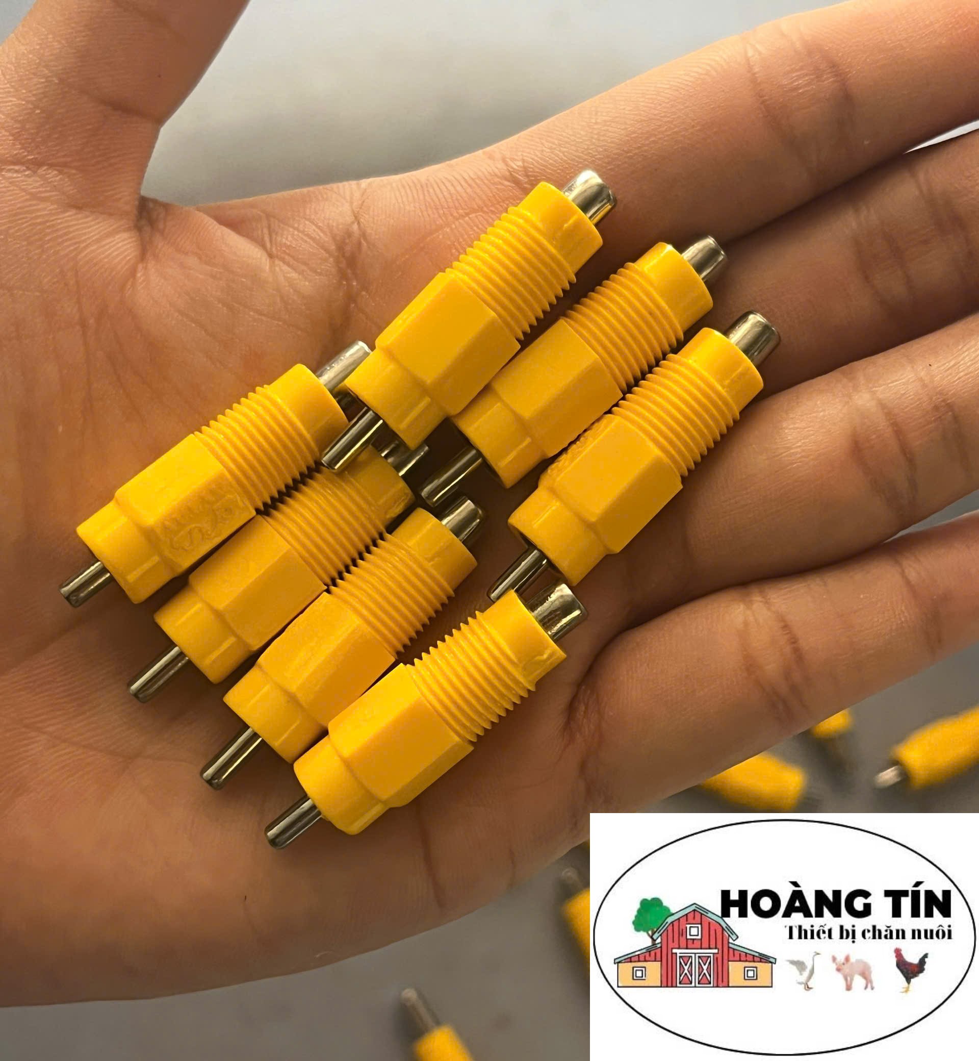 Núm gà tự động AYTAV loại nhỏ SX Thổ Nhĩ Kỳ