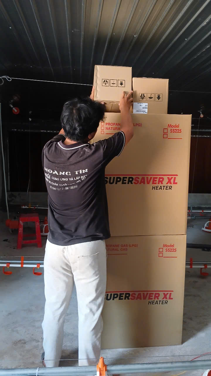 Máy sưởi khí nóng Super Saver XL Heater - Sưởi ấm trang trại gà vịt