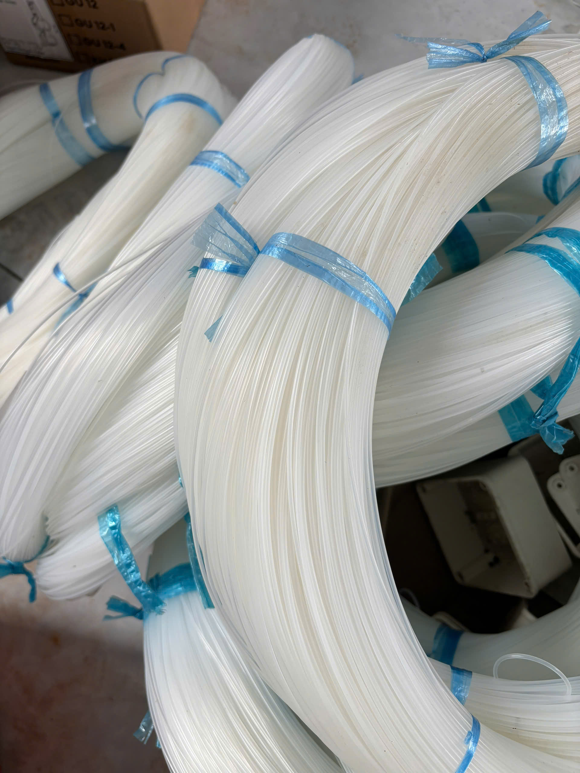 Cước đan lưới sàn chuồng vịt  1.8 li