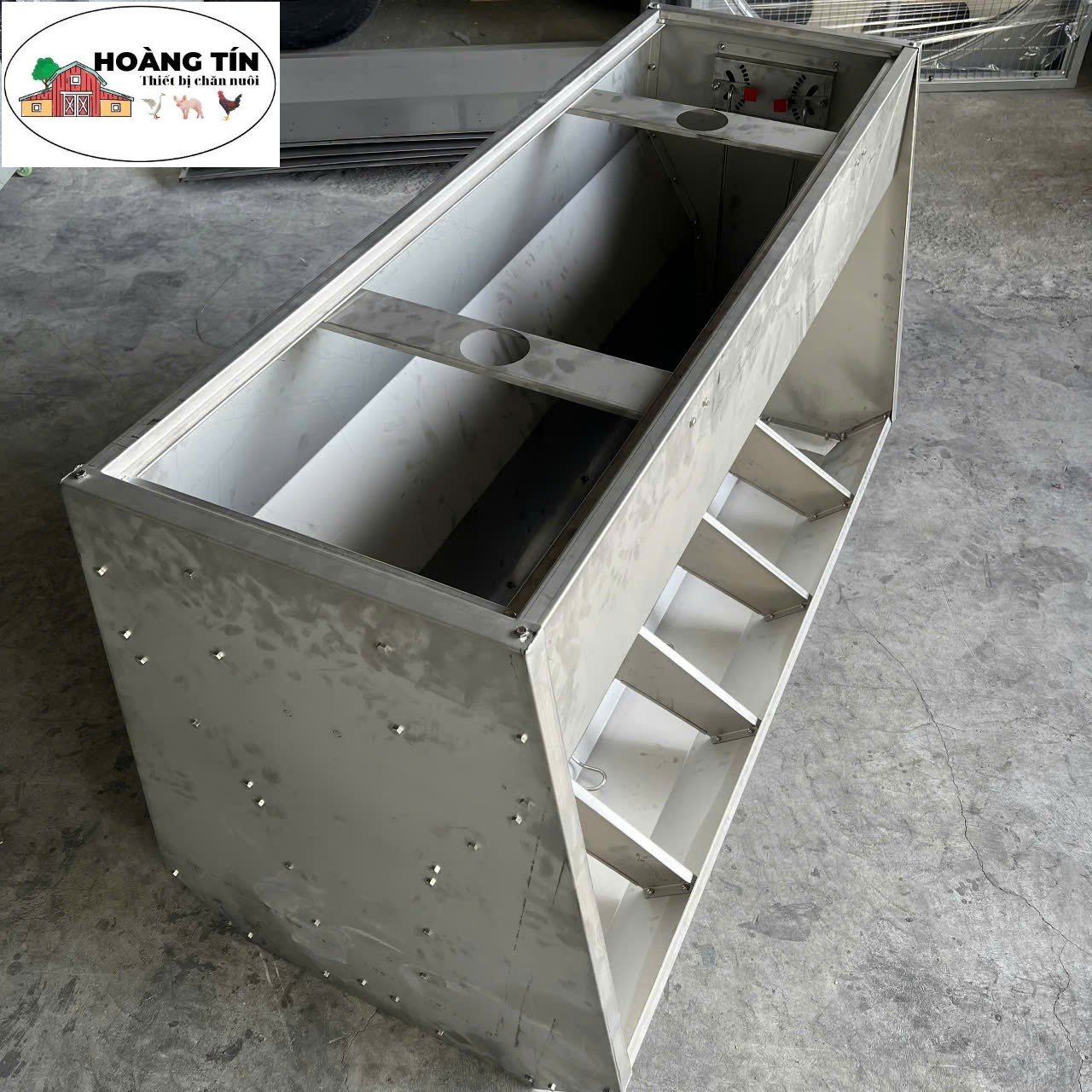 MÁNG ĂN CHO HEO DẠNG HỘP, MÁNG HỘP HEO THỊT