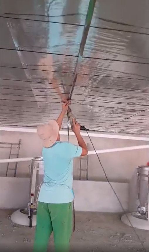 LA NẸP BẠT INOX CUỘN 100M