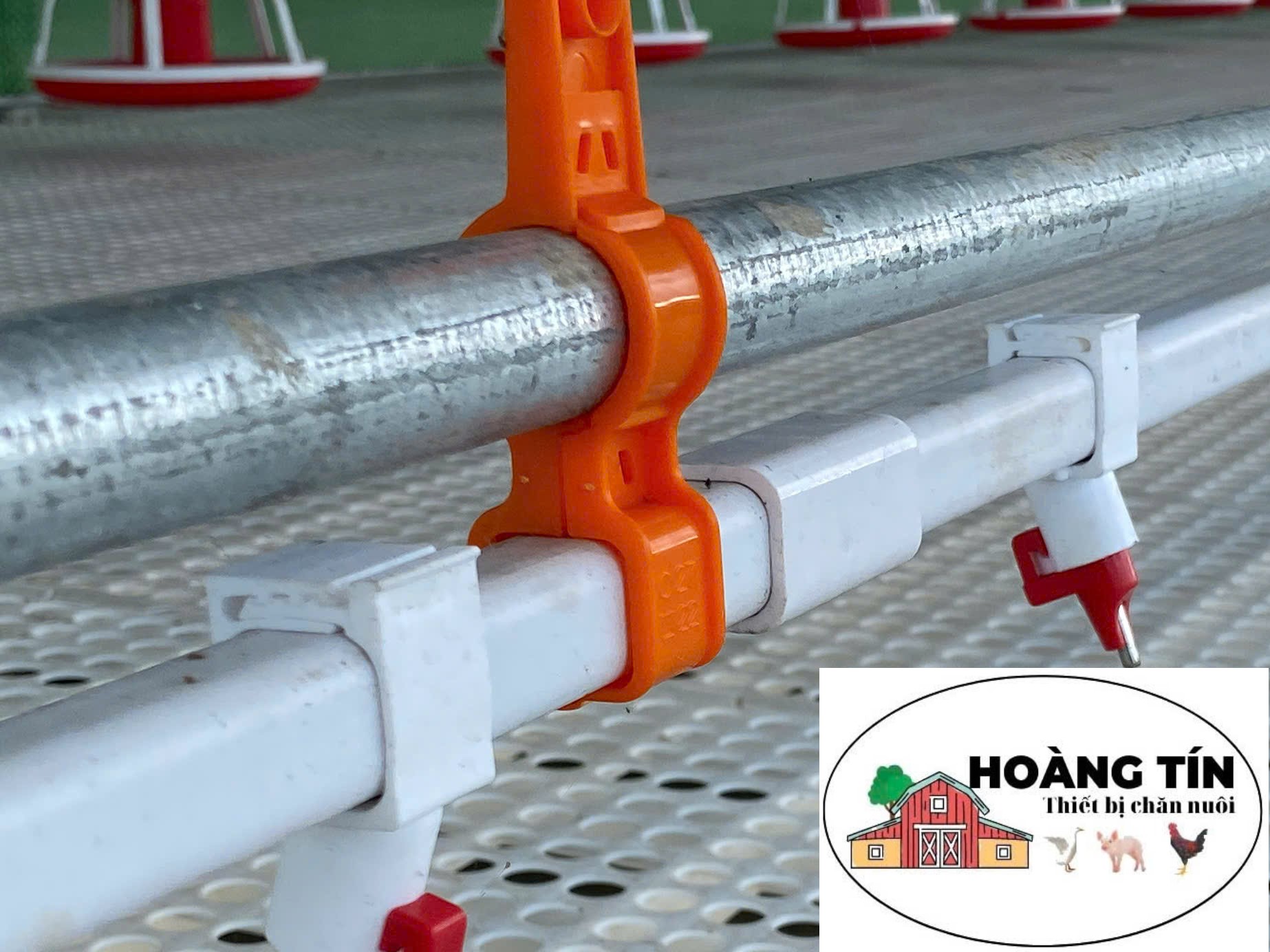 Kẹp nhựa treo ống 22 x 22 mm
sử dụng với ống phi 27
vật liệu PP màu cam
GU12