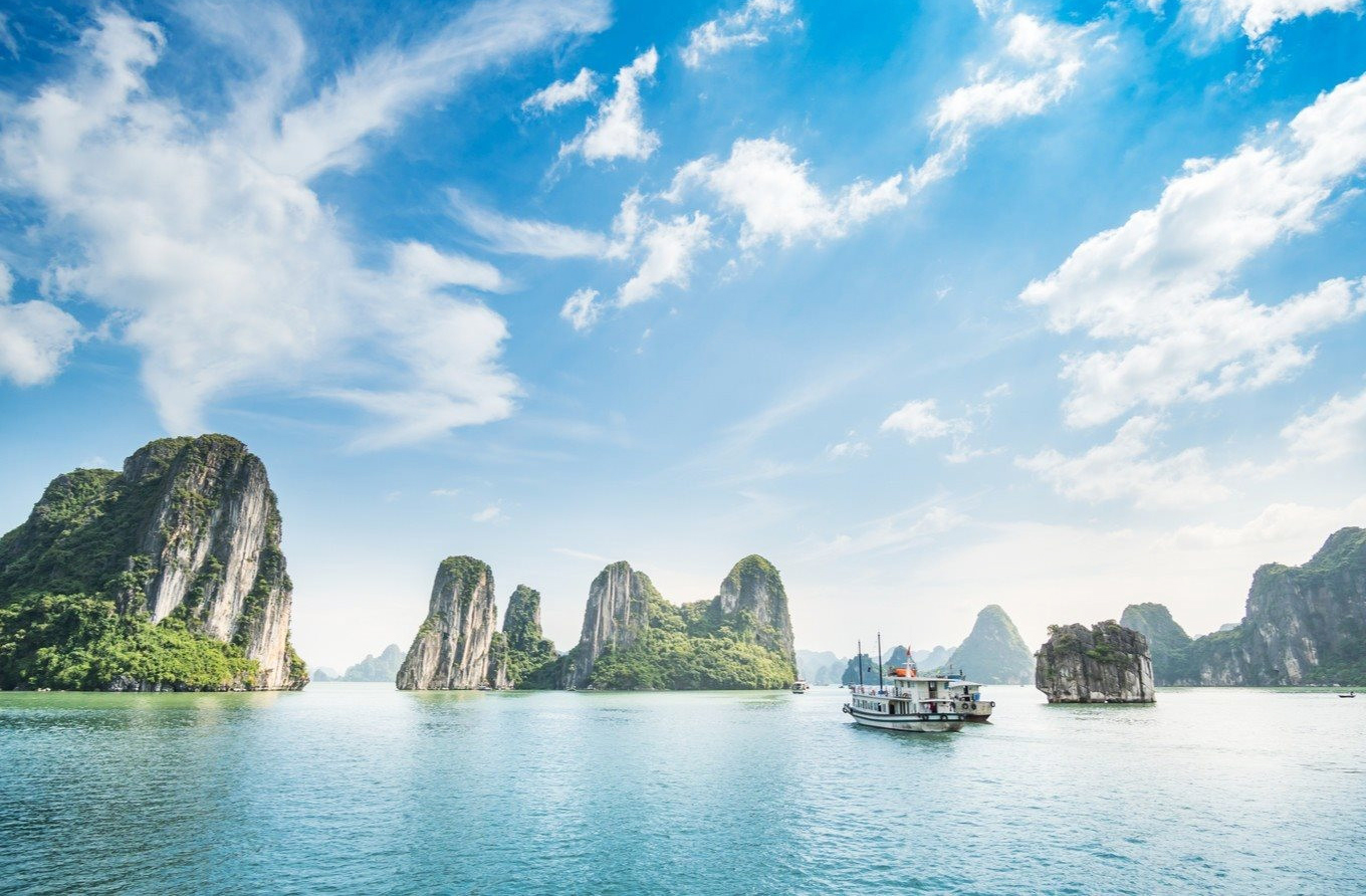 Du Lịch Tàu 5 Sao 1 Ngày Từ Hạ Long - Tàu cao cấp  V-Dream