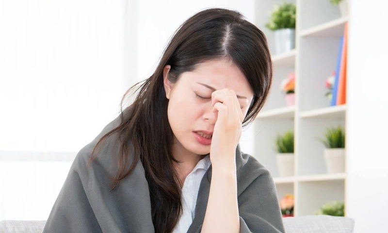 Mẹo Hay Giảm Cơn Cảm Mạo Tại Nhà Bằng Lá Chè Mẹo Hay Giảm Cơn Cảm Mạo Tại Nhà Bằng Lá Chè