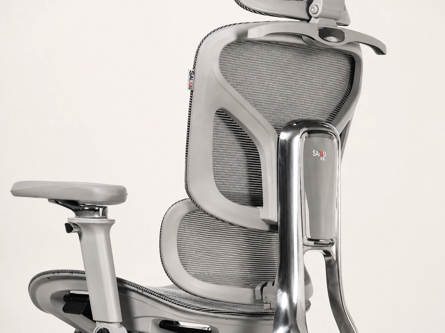Tựa lưng vừa tầm. Lumbar theo tư thế. — SAIGU L6