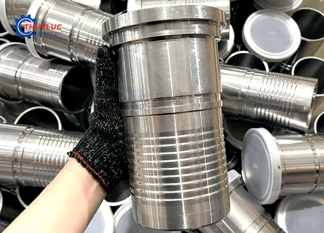 Đầu bấm ống thủy lực cỡ lớn dạng socket – tail khía sâu chuyên cho ống 4SP/4SH, hàng sẵn kho Thủy Lực Mart