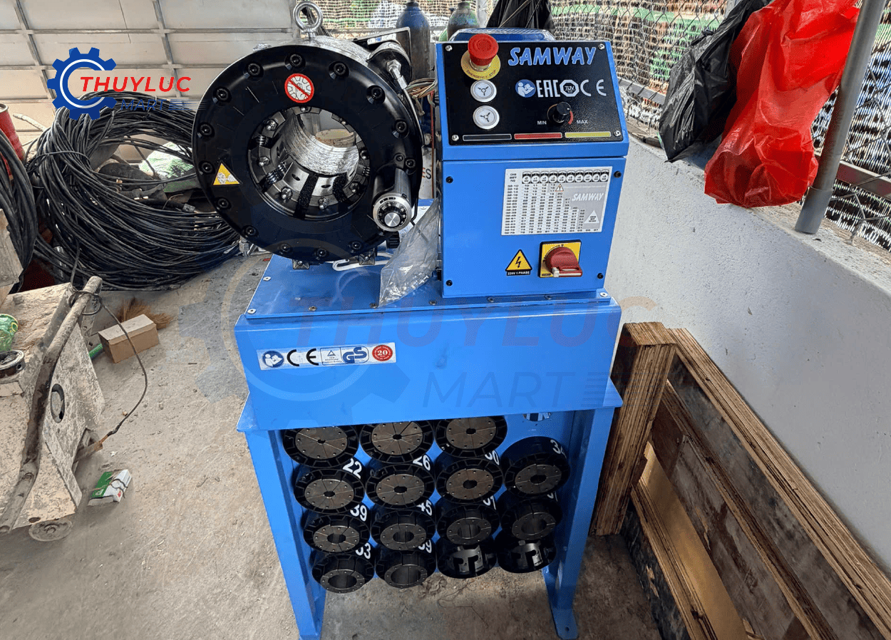 Máy bấm ống thủy lực Samway P32 lắp đặt tại trạm bấm ống thủy lực công trình Đồng Nai