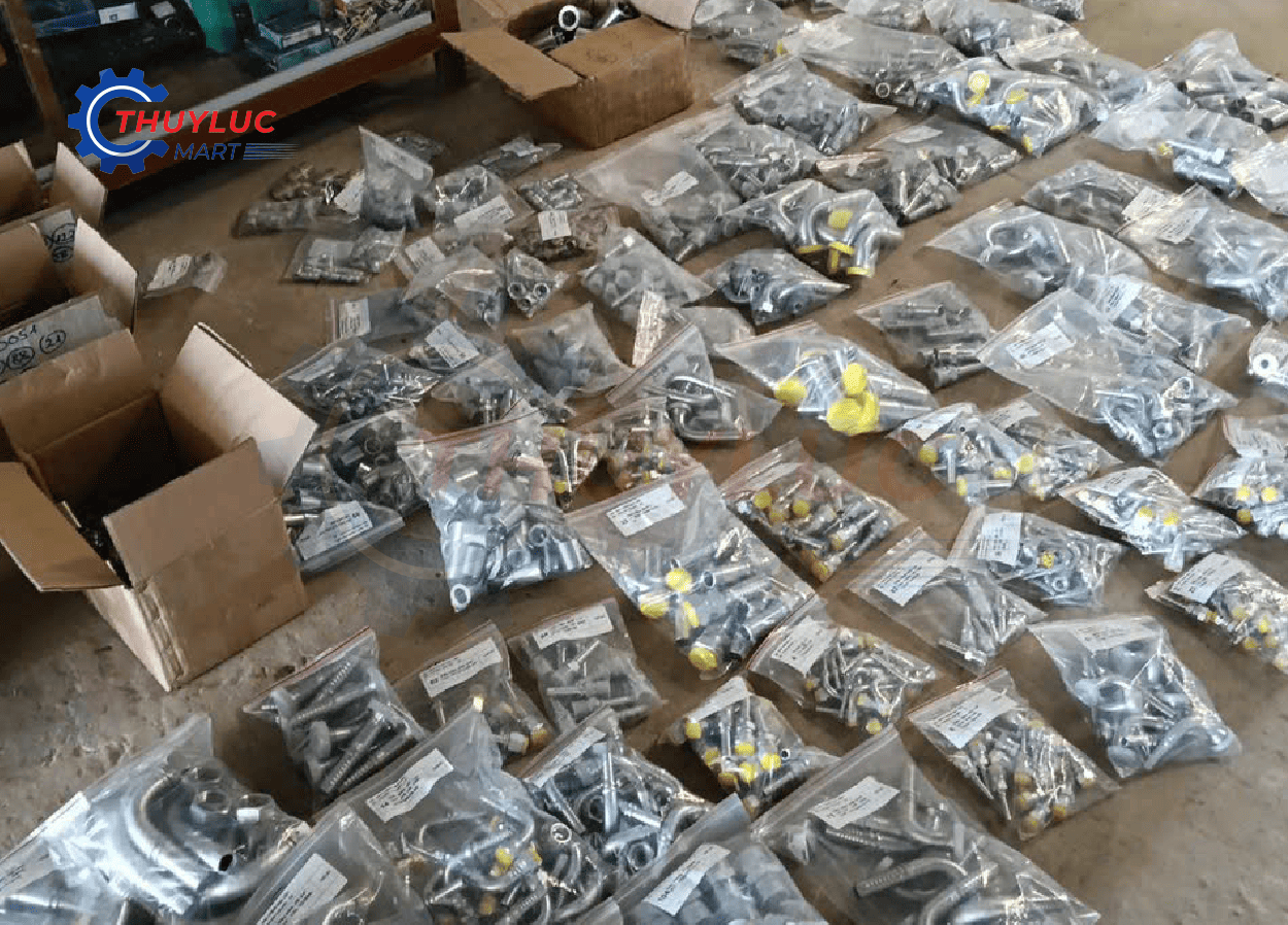 Phụ kiện đầu bấm thủy lực BSP JIS KMS được phân loại cho cửa hàng bấm ống thủy lực