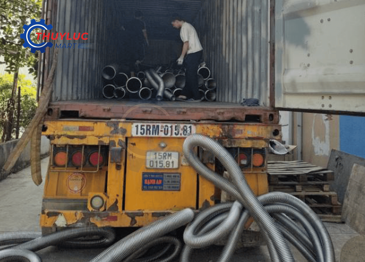 Ống ruột gà inox bọc lưới nhập nguyên container, nhiều kích cỡ DN, phục vụ gia công khớp nối mềm tại kho Hà Nội