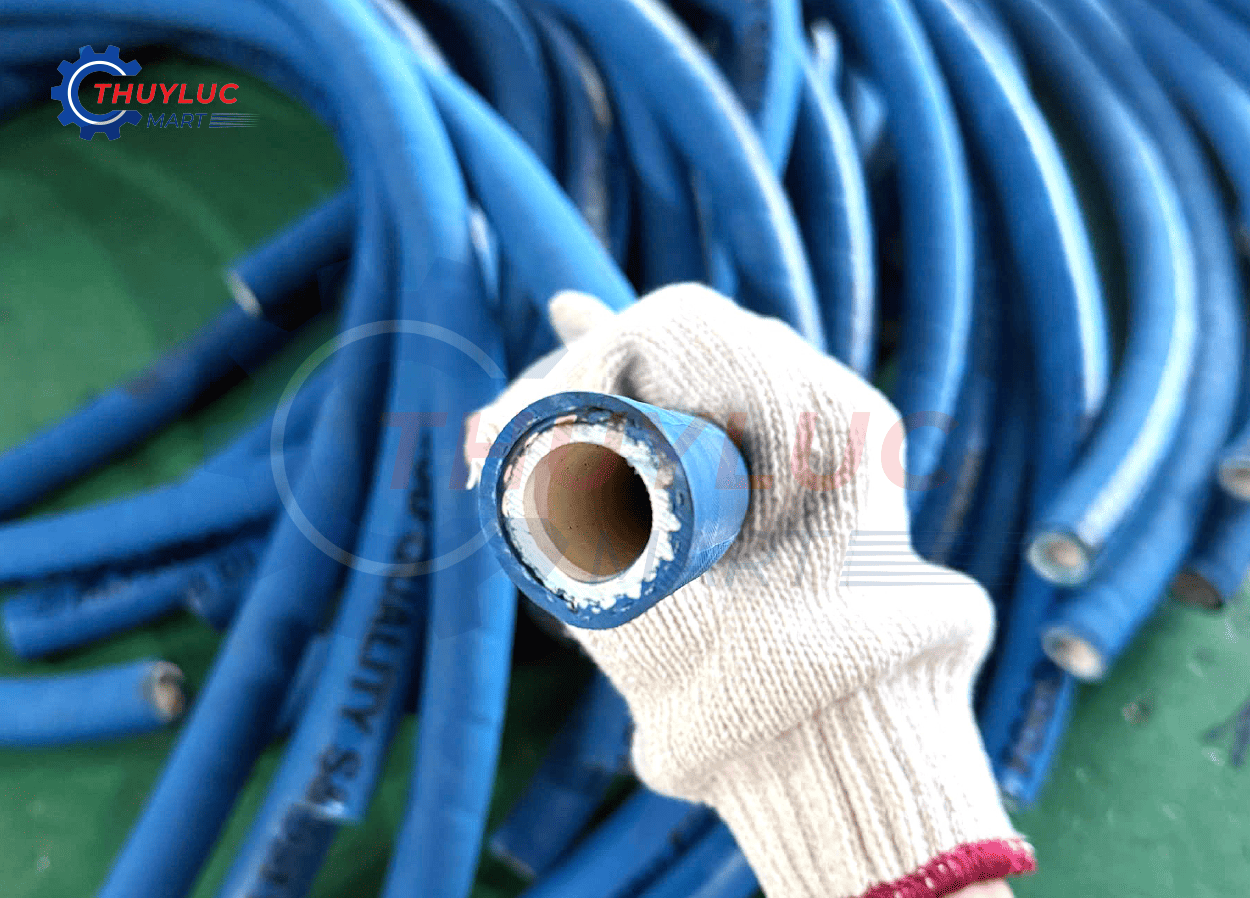 Alfagomma 405LE – Fat Food S&D 10 bar (150 psi)