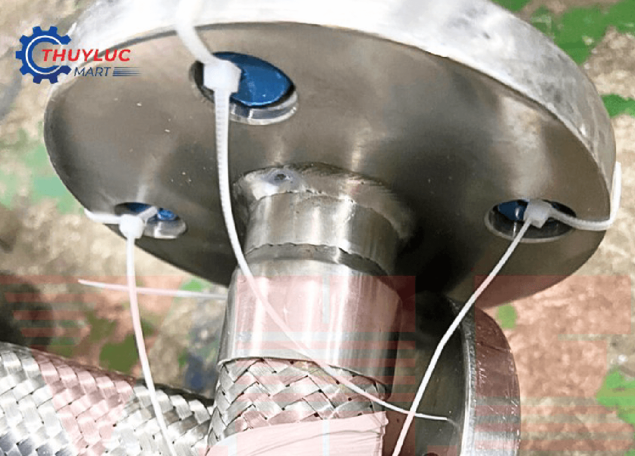 phụ kiện inox