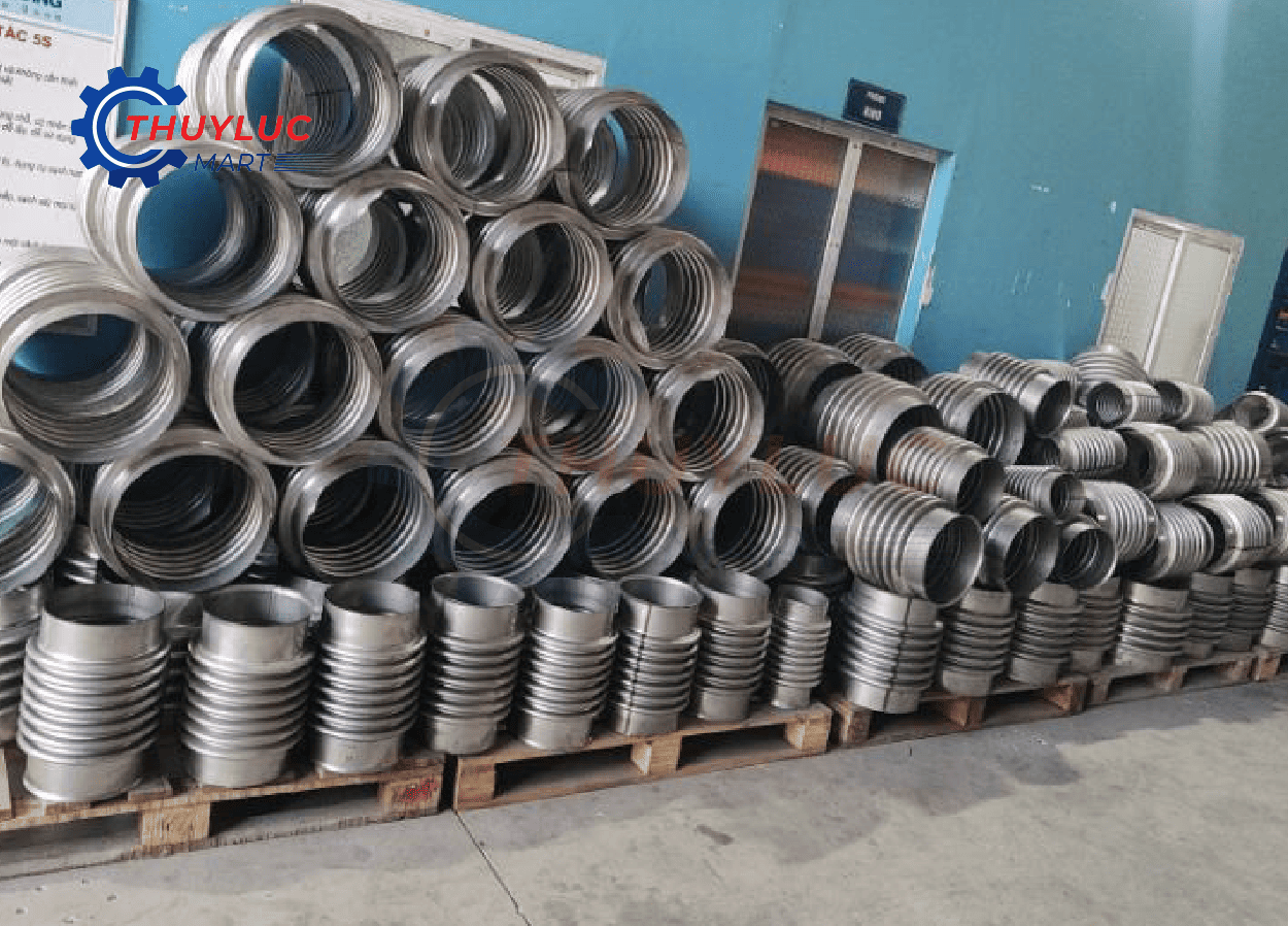 Vỏ inox hàn dùng cho ống ruột gà, linh kiện gia công đầu nối khớp nối mềm inox tại kho Tổng Hà Nội
