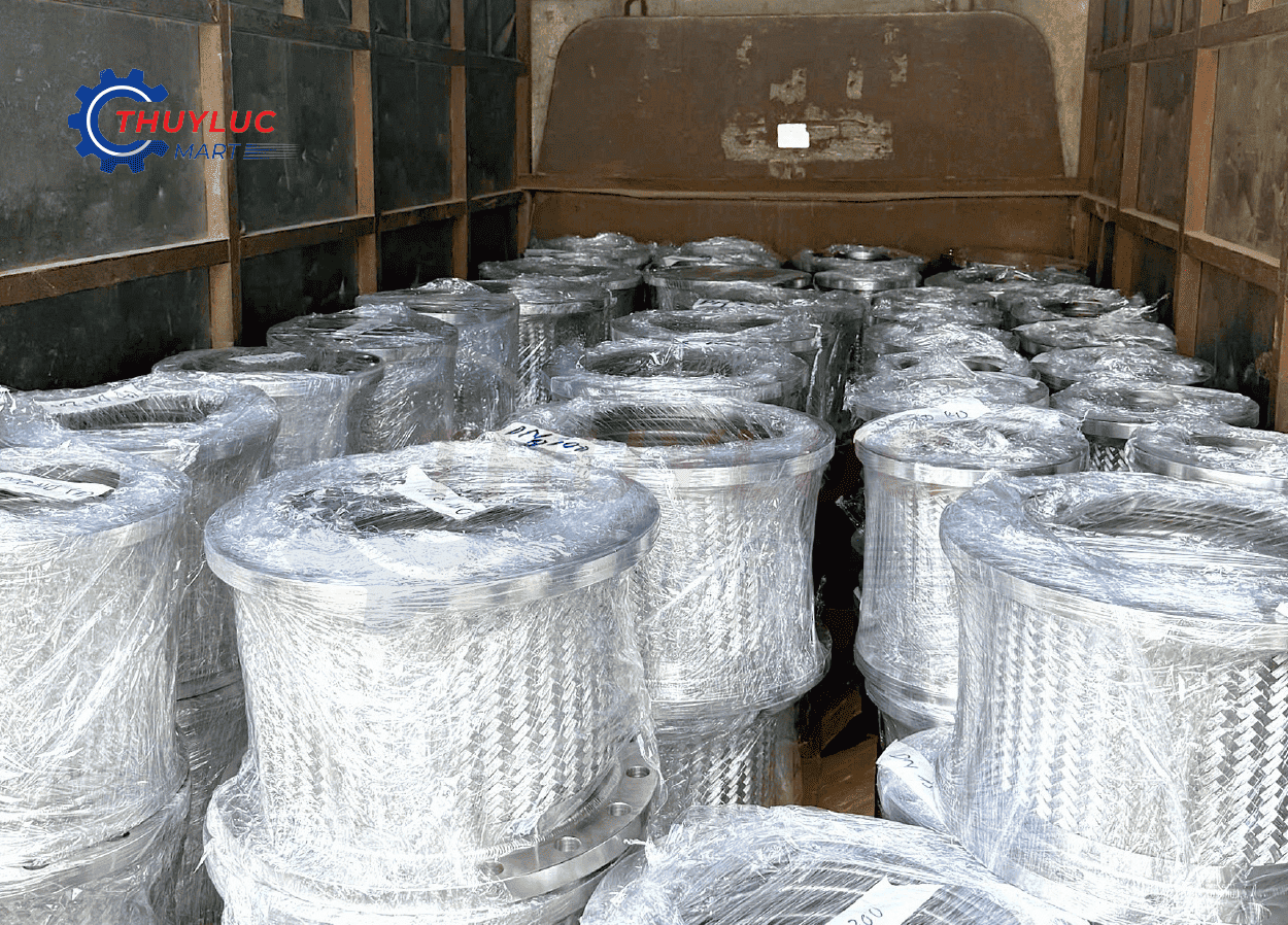 khớp nối mềm inox sau khi test áp và đóng gói, sẵn sàng bàn giao cho công trình công nghiệp và nhà máy