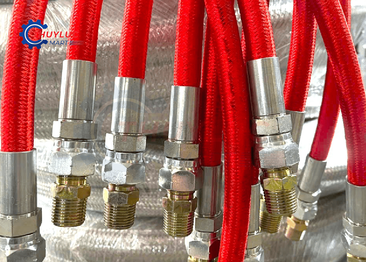 Chi tiết đầu nối ống teflon bọc bố vải sau khi bấm, đảm bảo độ kín và an toàn vận hành