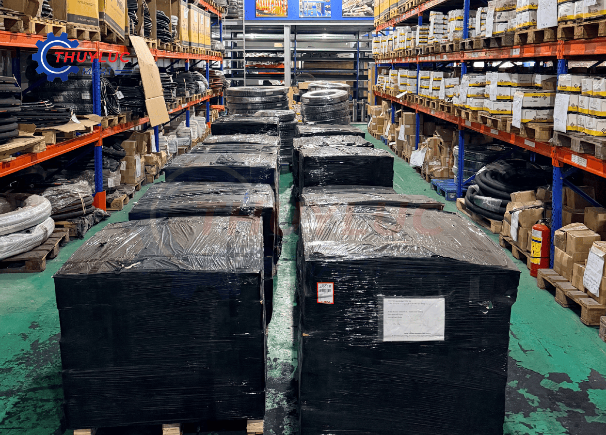 lô hàng đầu bấm ống thủy lực số lượng lớn nhập kho Thủy Lực Mart HCM phân loại theo mã