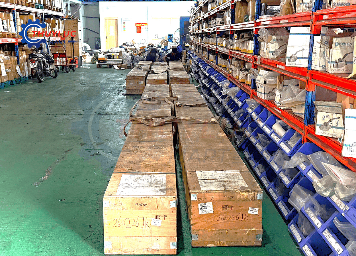ống inox 316 liền mạch 6 mét sẵn kho số lượng lớn tại TPHCM