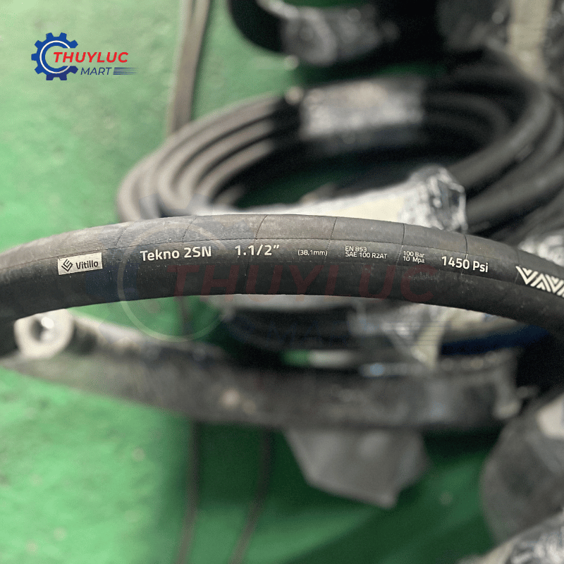 Ống thủy lực Vitillo R2AT 1.1/2", TH2SN24