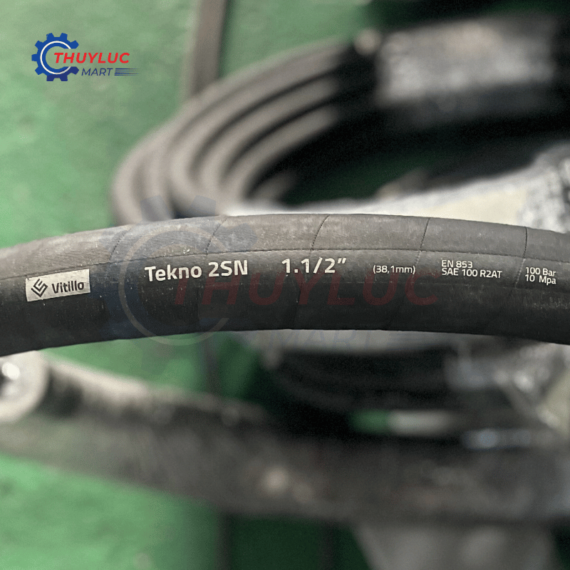 Ống thủy lực Vitillo R2AT 1.1/2", TH2SN24