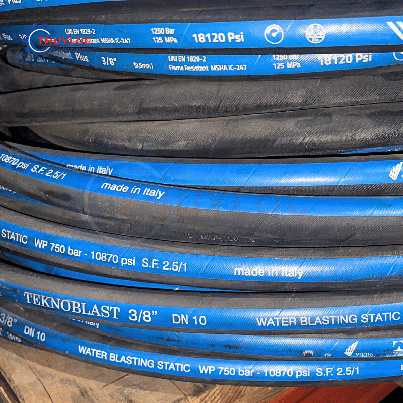 Ống xịt nước cao áp Vitillo 750 bar, 3/8", TB4SP06