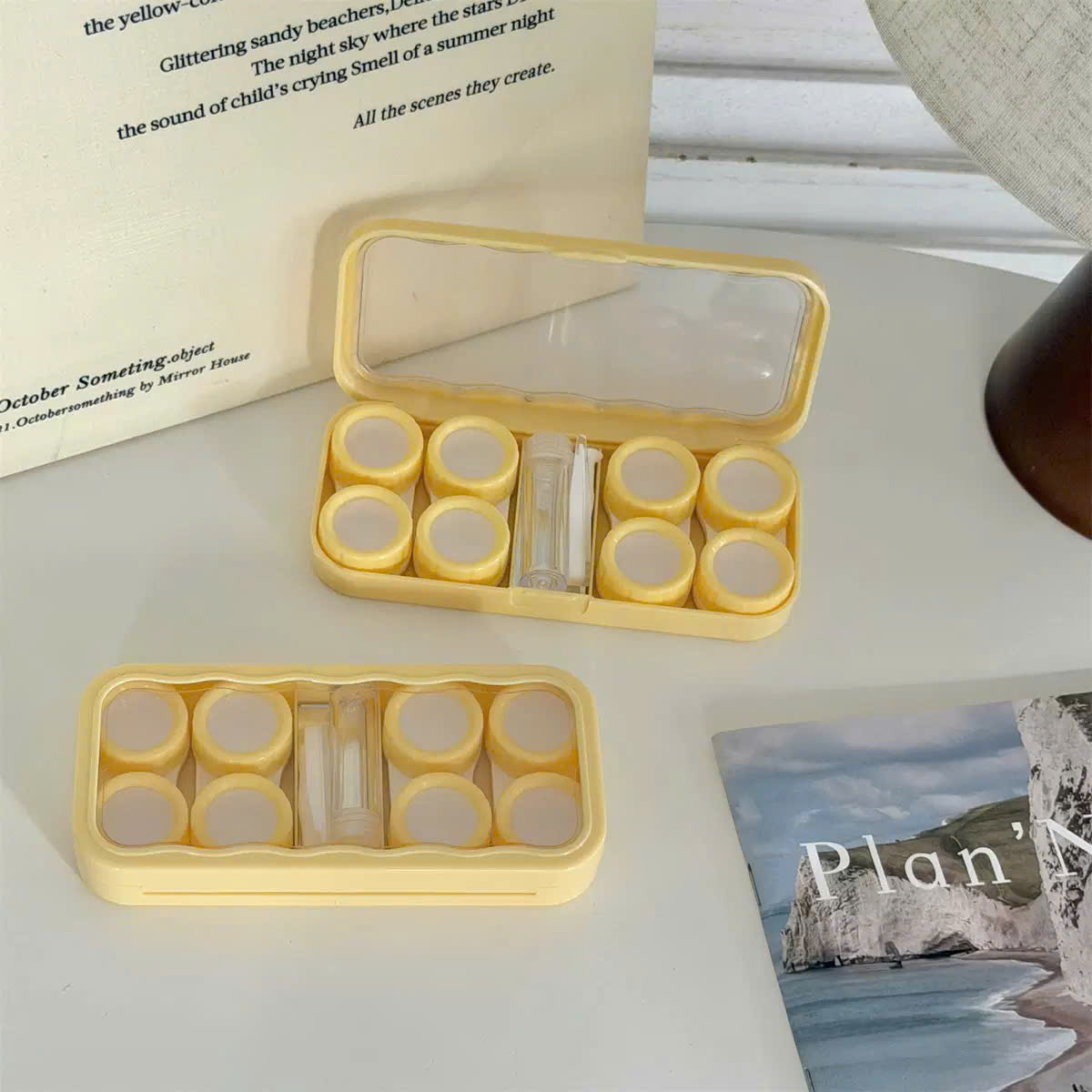 Khay Đựng 4 Cặp Kính Áp Tròng Màu Pastel