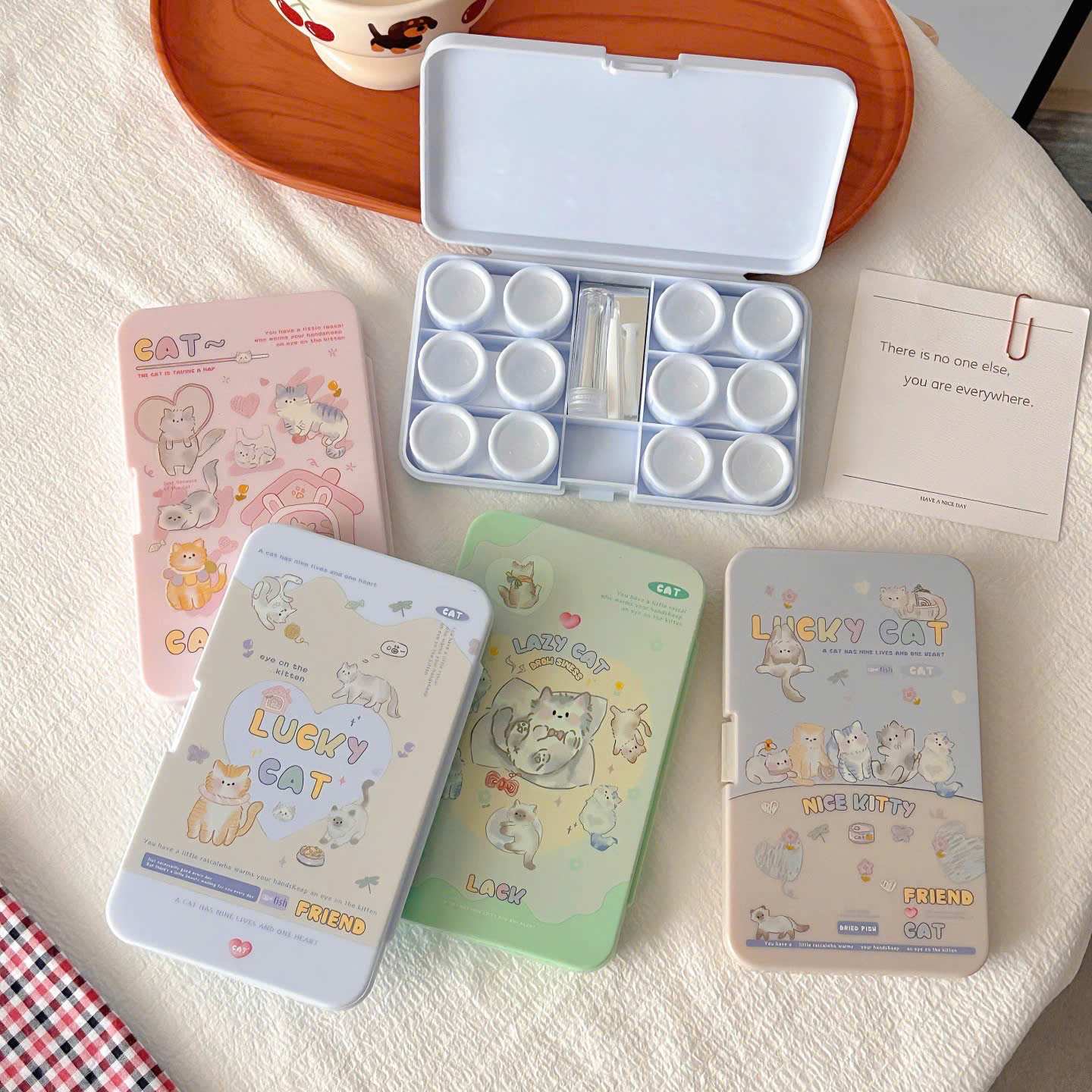 Khay Đựng 6 Cặp Lens Những Chú Mèo Vui Nhộn