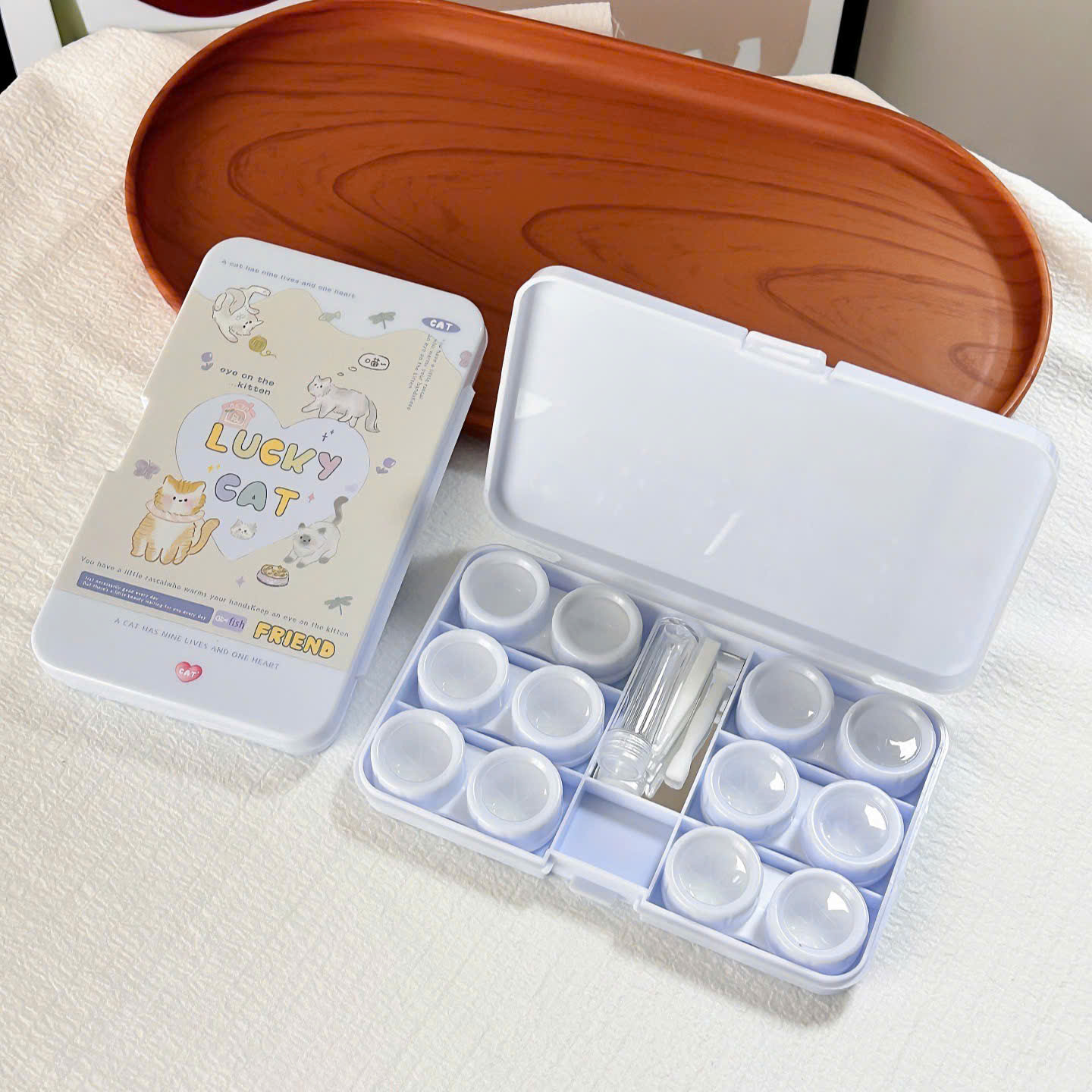 Khay Đựng 6 Cặp Lens Những Chú Mèo Vui Nhộn