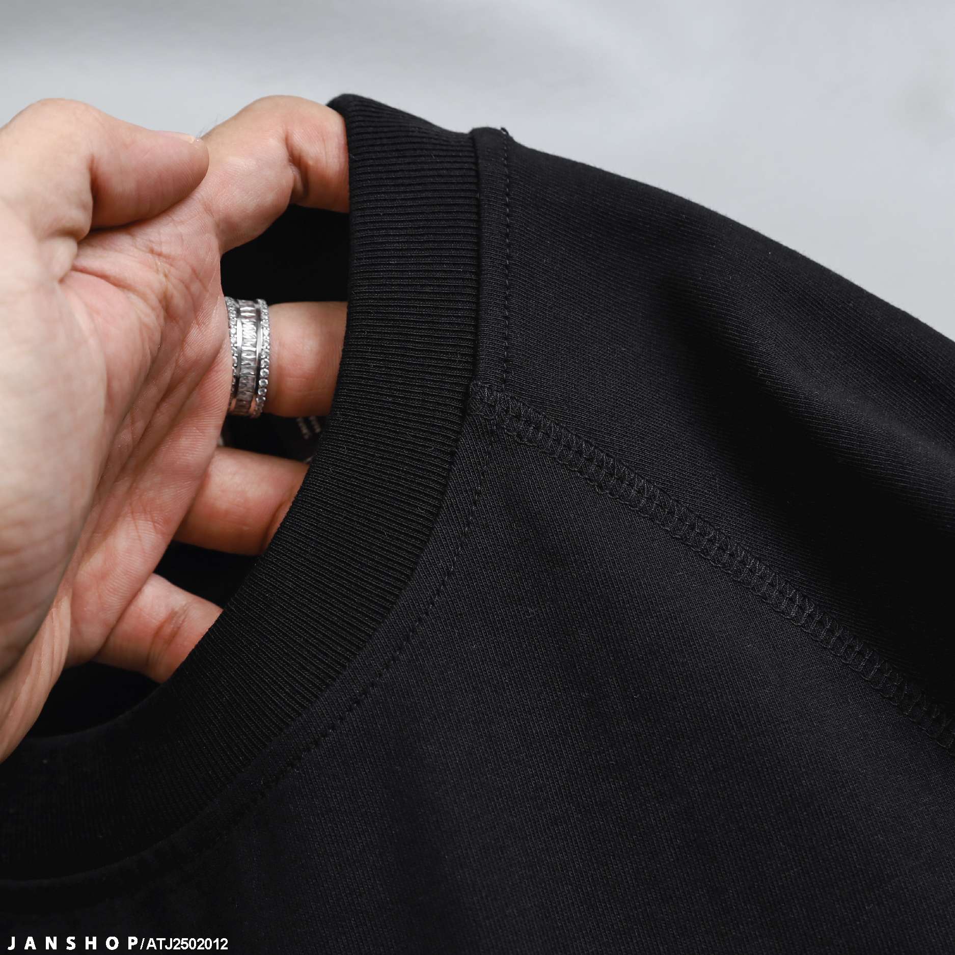 Áo Thun J&CO Regular Loyal