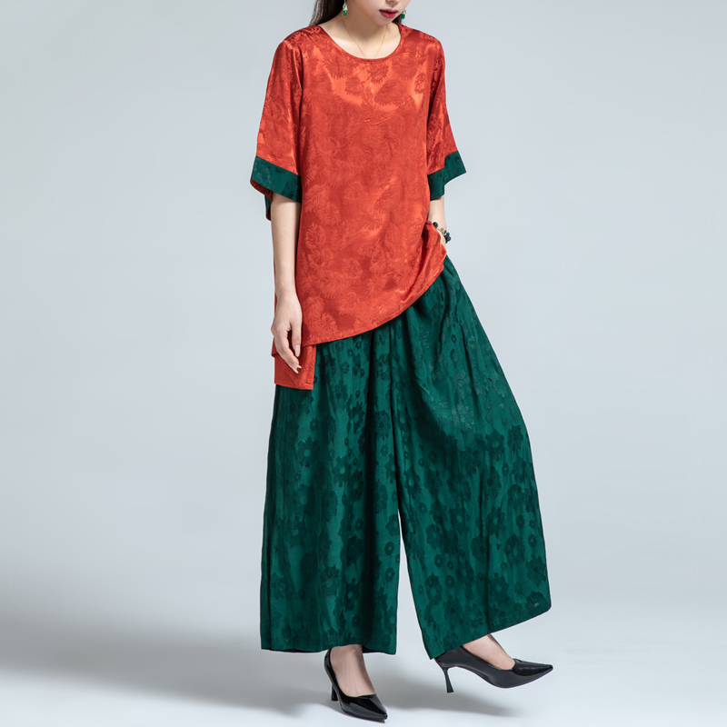 Bộ Đồ Cổ Điển Sang Trọng Đến Từ X i f e n g  Với Phong Cách Nhẹ Nhàng Nữ Tính.