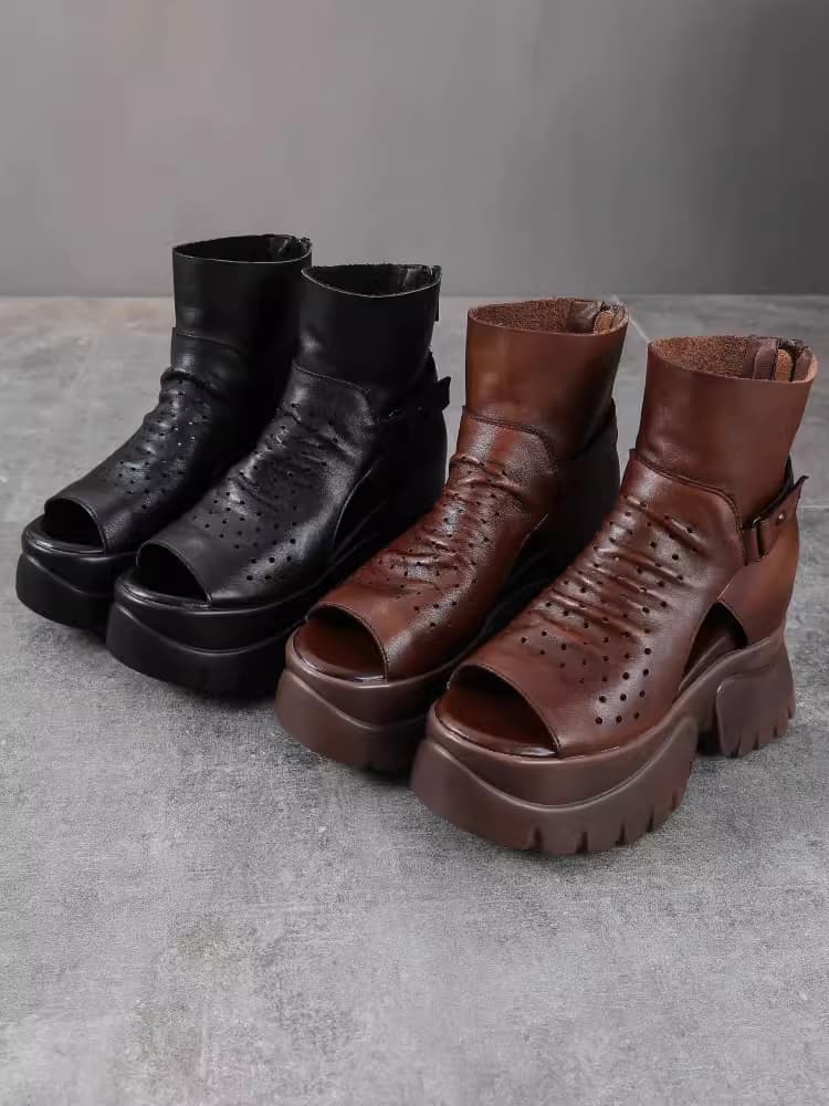 Sandal nữ da thật, miệng cá đế dầy nâng chiều cao chống thấm nước tốt. Phong cách hiện đại, cá tính thích hợp mùa hè.