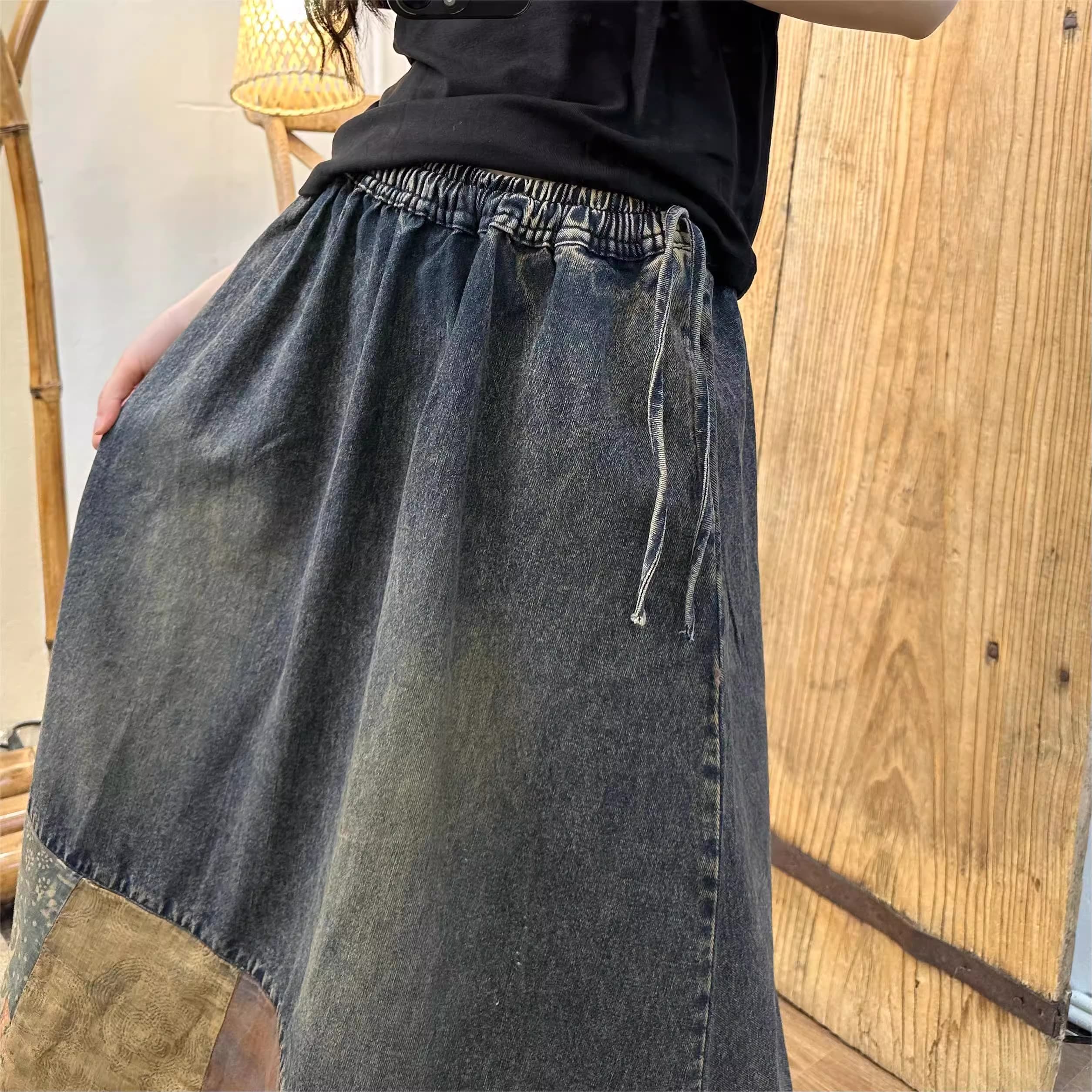 Chân váy bò chắp vá vải nilen thô hoa váy denim phong cách mới retro niche side-up ren