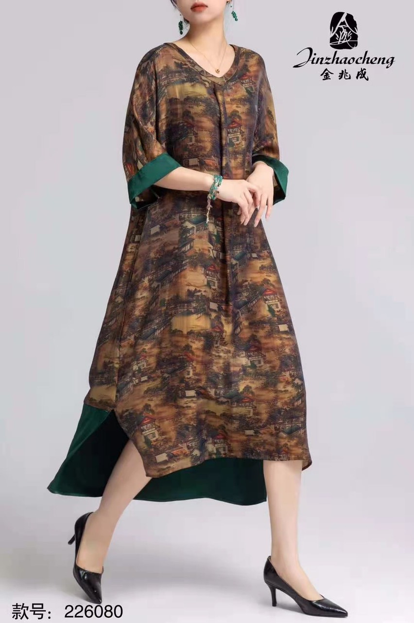 Váy lụa xuông h e n x u e Fress Size 2024 nền đen có văn hoa
