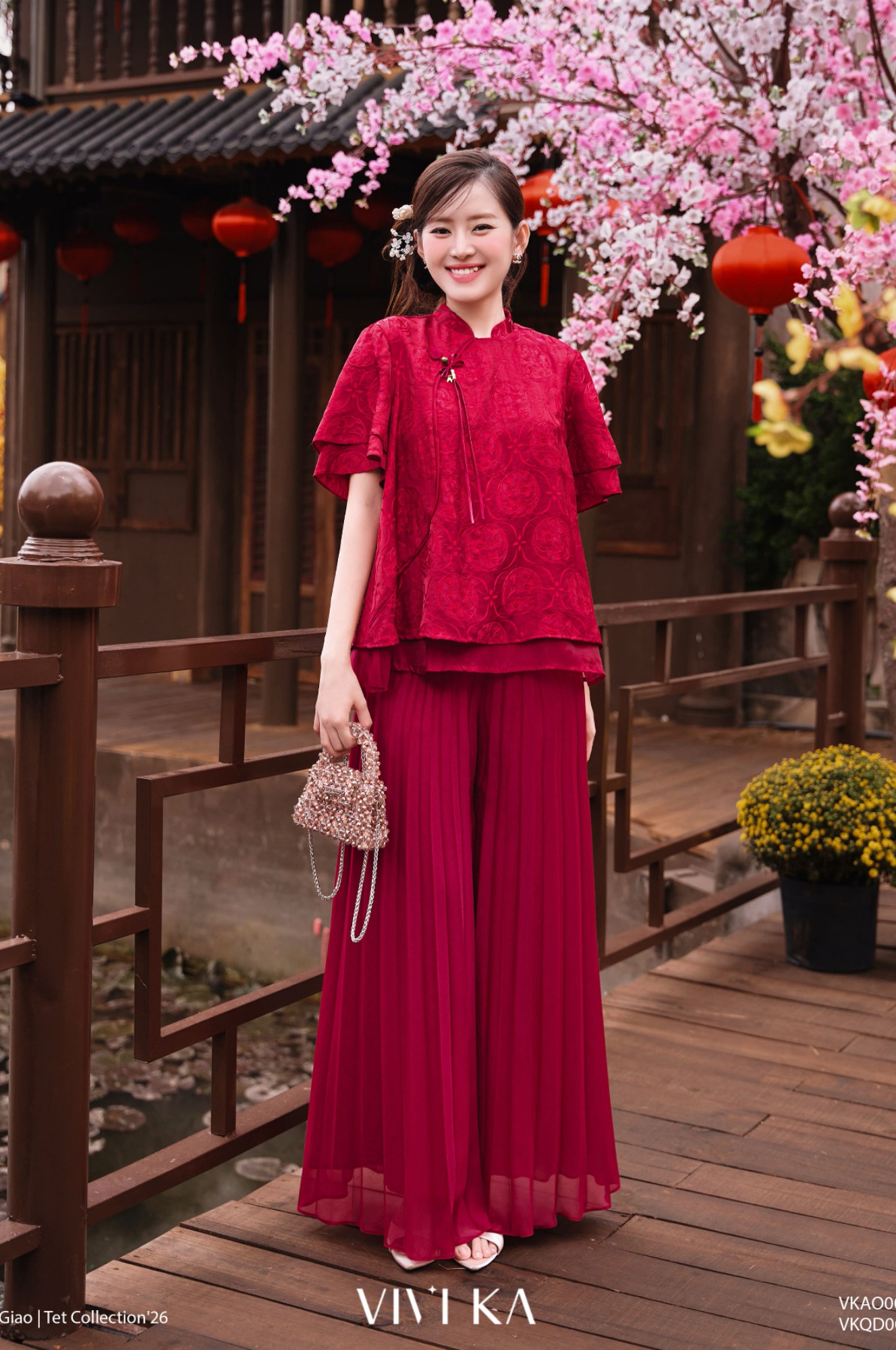 Áo Chu Diệu lụa tằm hoa thủy tiên phối tơ