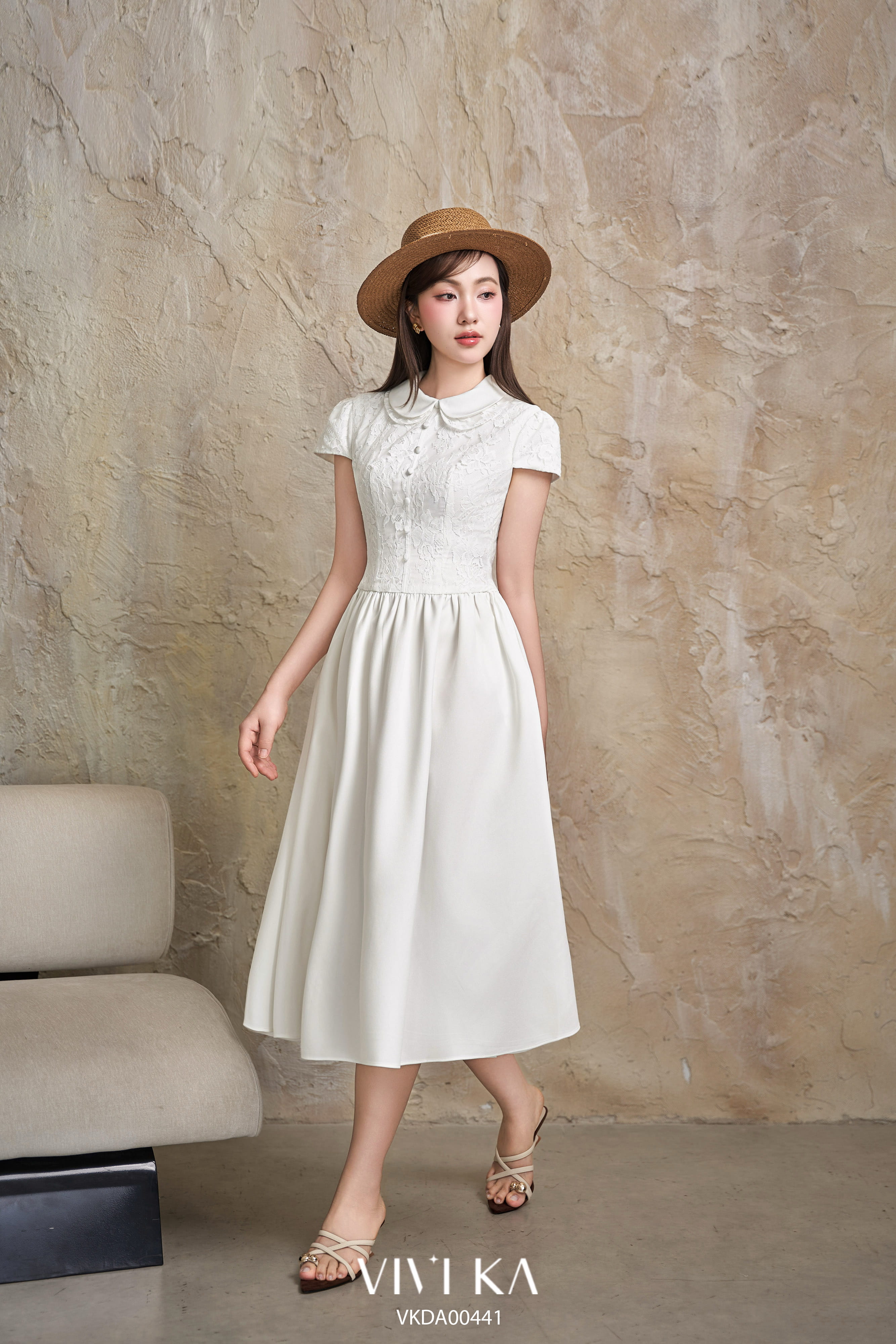 Đầm Cindy cổ sen dáng dài