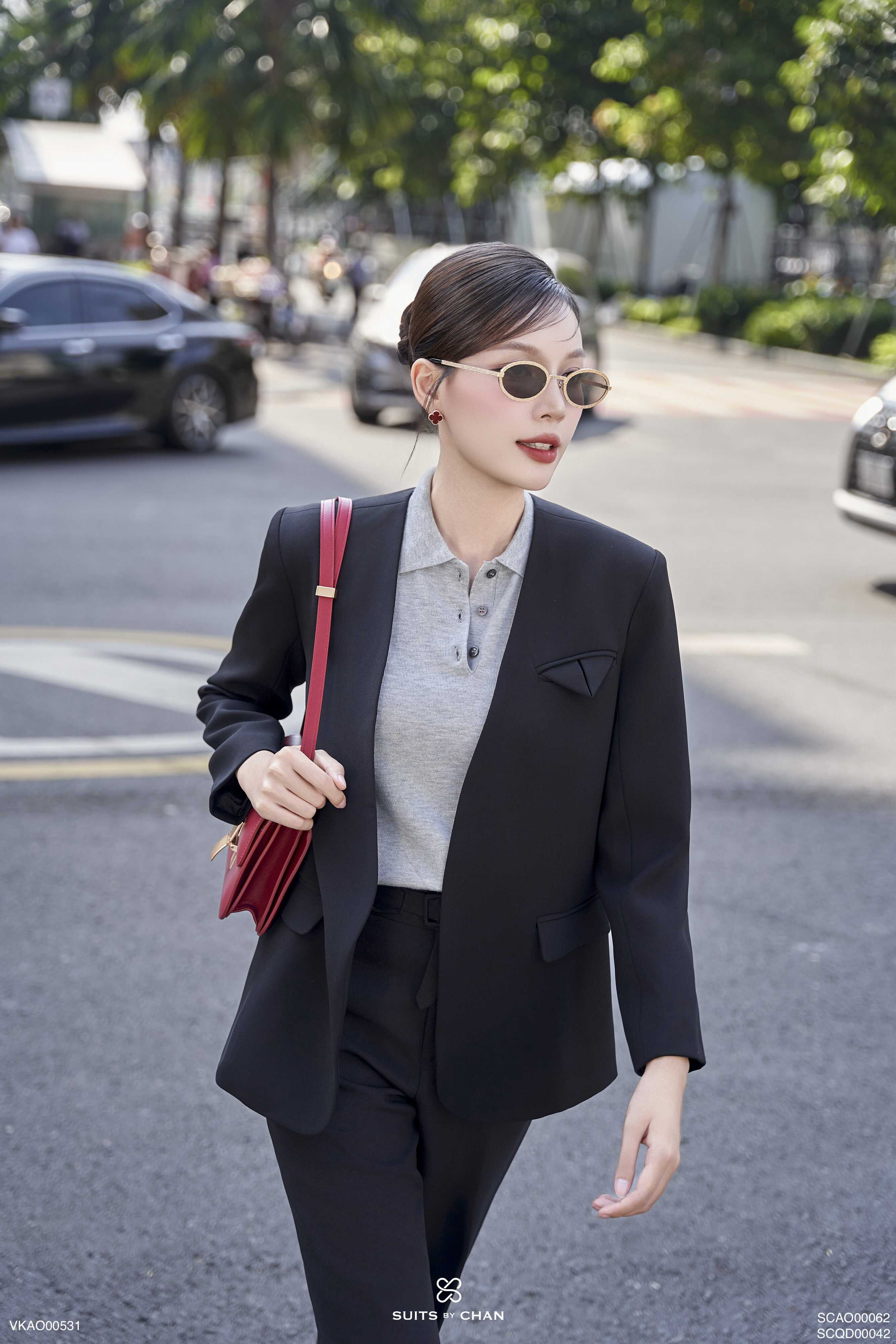 Áo vest Roxy cổ V phối túi nắp