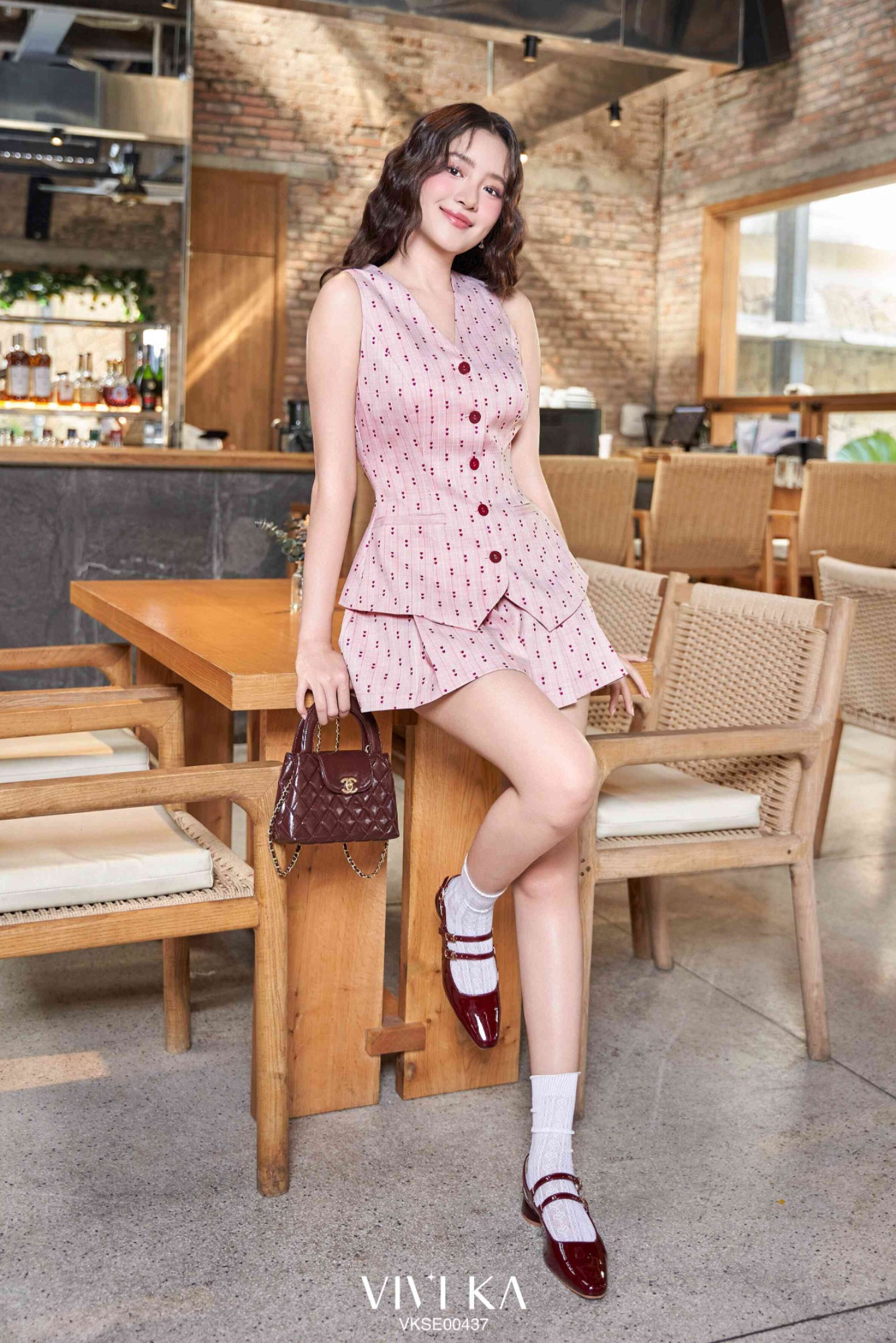 Set áo ghile tay sát nách + quần váy
