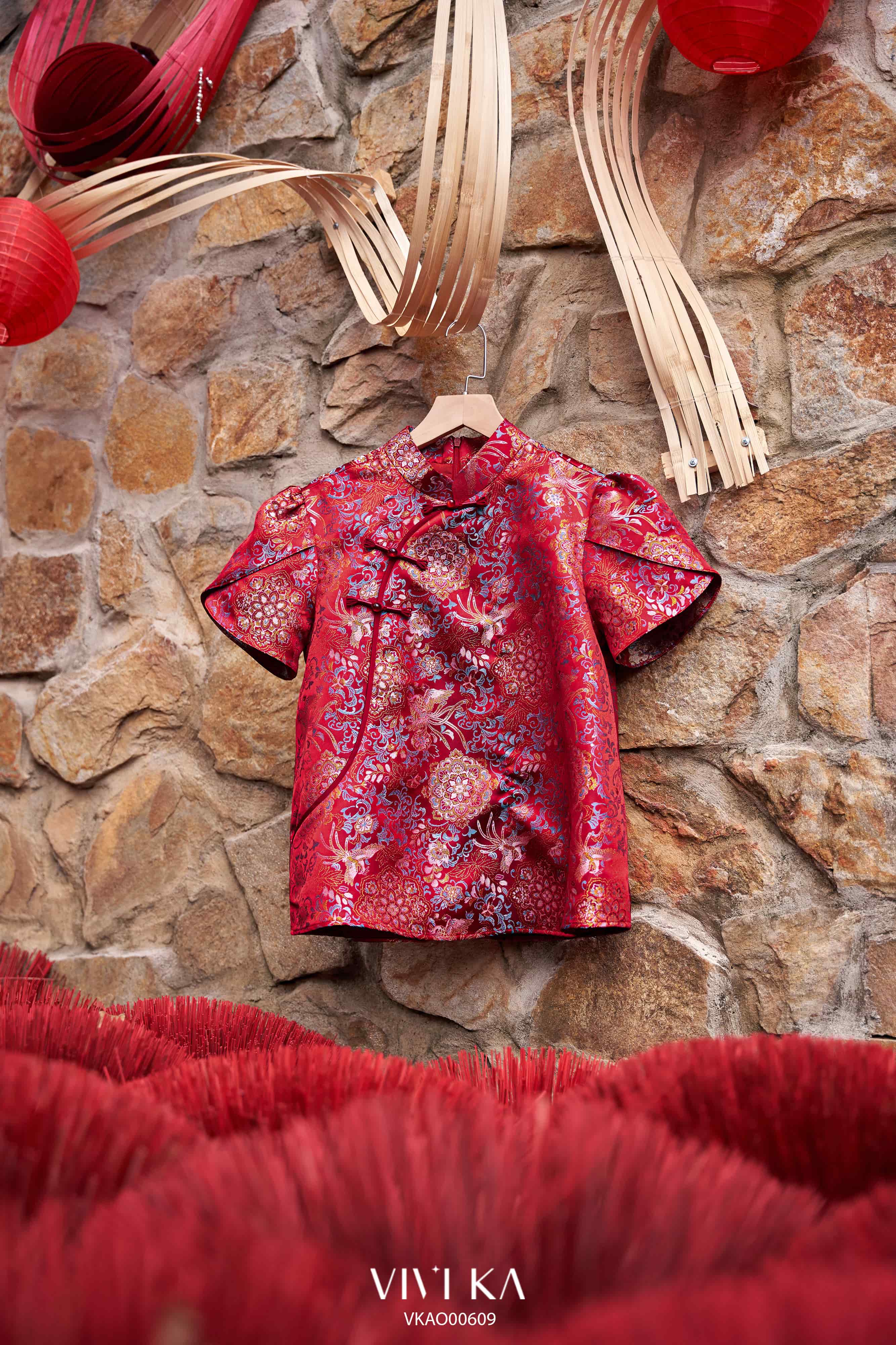 Áo Thiều Hoa gấm tống tay xếp