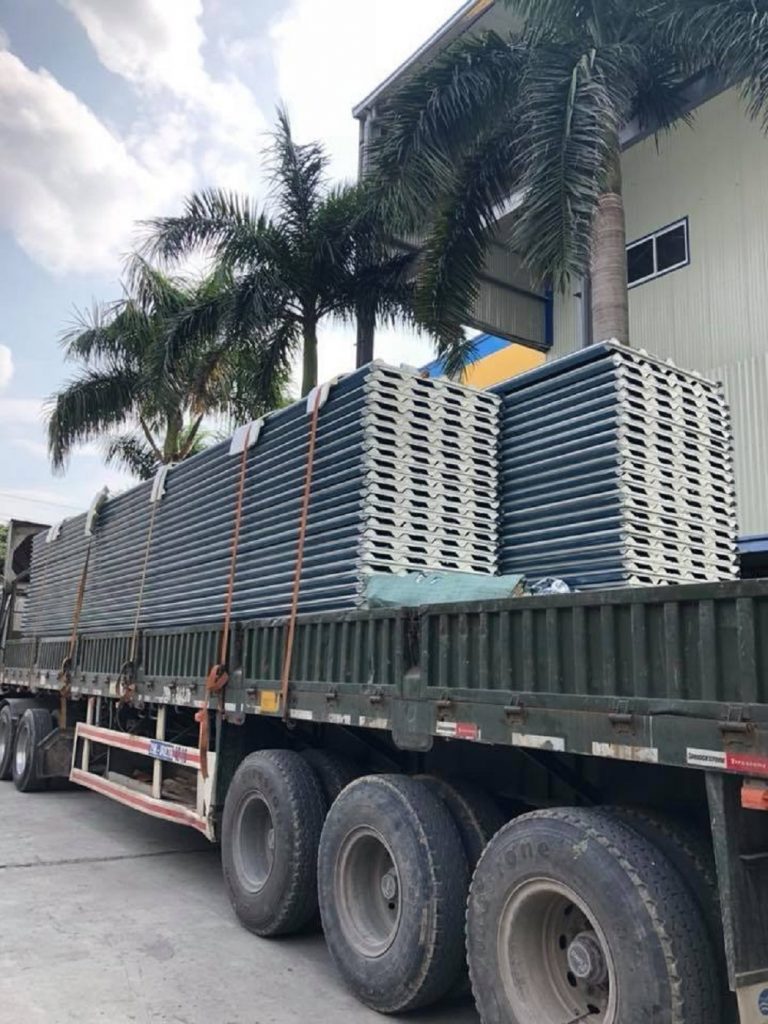 5 WAVES PU JAVTA ROOFING SHEET